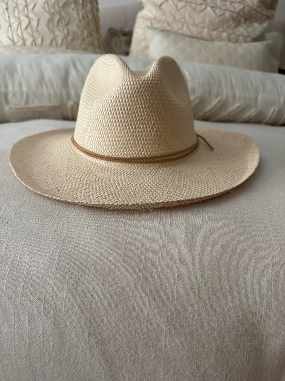 Women's Natural Straw Rancher Hat with Slim Band